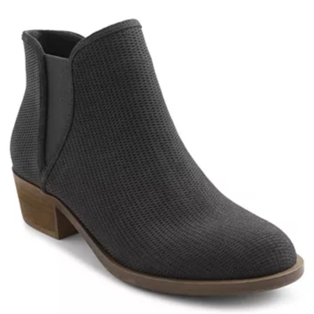 Kensie | Grey Gerona Suede Ankle Booties